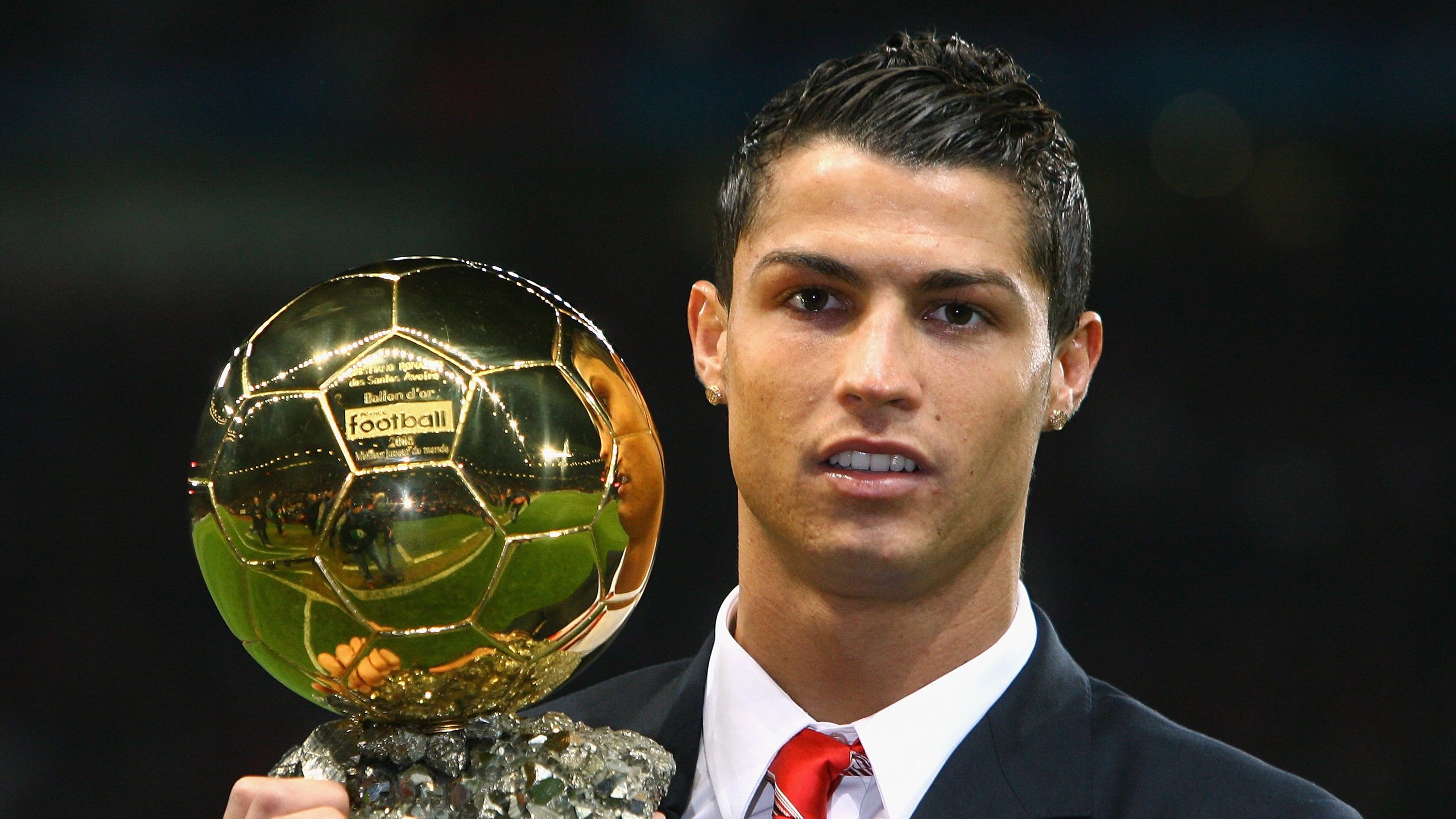 乐鱼app-《FIFA“虚拟世界杯”全民足球狂欢开启！》